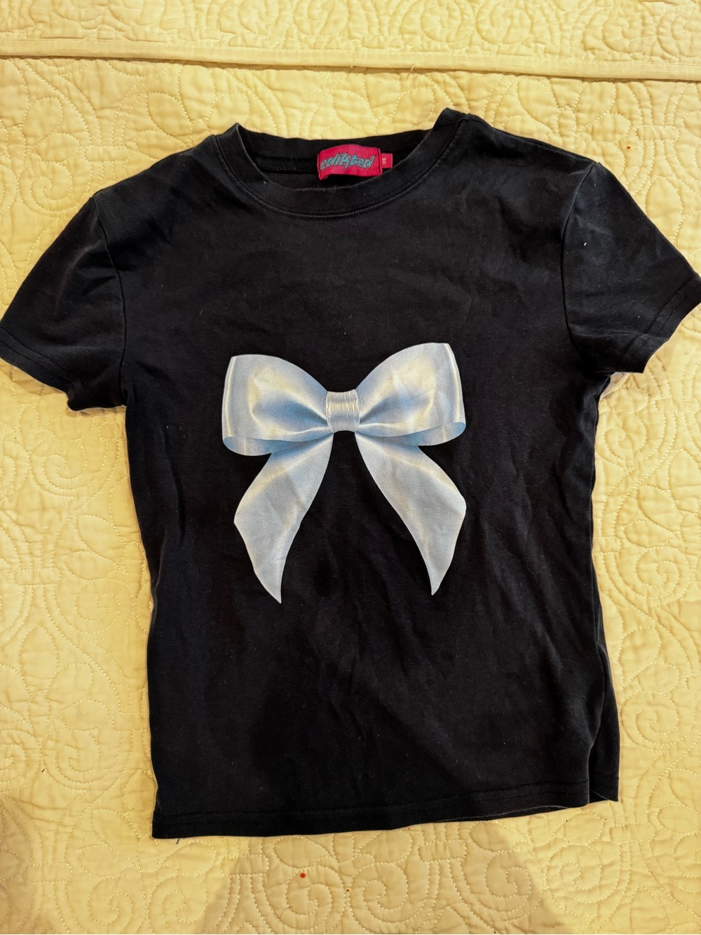 Edikted Navy Tee with Light Silver Bow Graphic